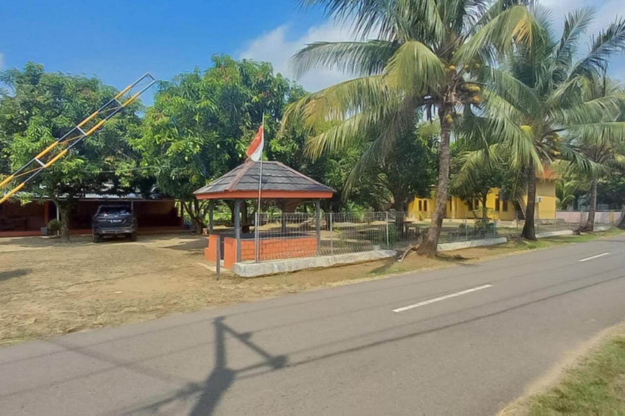 Aa Bungsu Syariah Balekambang Ciletuh Sukabumi Redpartner Ξενοδοχείο Cilowa Εξωτερικό φωτογραφία
